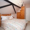 Photo 3: Room 1