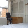 Photo 2: bedroom