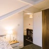 Photo 4: Room 6