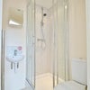 Photo 5: Room 3 en-suite
