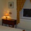 Photo 2: Double bedroom