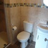 Photo 5: Room 2 en-suite
