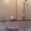 Photo 3: Bathroom