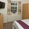 Photo 4: room 6