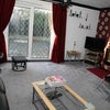 Photo 2: the lounge.