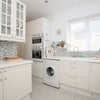 Photo 3: Kitchen