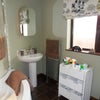 Photo 4: bathroom
