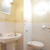 Photo 3: Ensuite