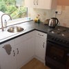 Photo 4: kitchen