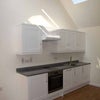 Photo 5: Kitchen