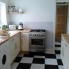 Photo 2: Kitchen