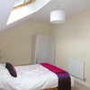 Photo 4: Bedroom