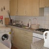Photo 5: kitchen