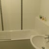 Photo 4: Bath/shower in private bathroom