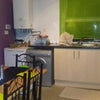 Photo 2: kitchen