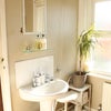 Photo 3: Bathroom