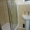 Photo 3: En-suite