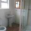 Photo 3: En suite shower room