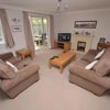 Photo 4: Lounge