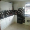 Photo 2: Kitchen