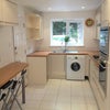 Photo 2: kitchen
