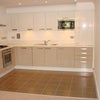 Photo 2: Kitchen