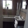 Photo 4: bathroom