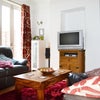Photo 3: Lounge