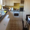 Photo 8: kitchen