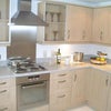 Photo 2: Kitchen