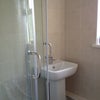 Photo 2: shower room