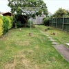 Photo 3: Spacious garden