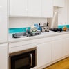 Photo 2: Kitchen
