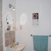 Photo 5: Bathroom