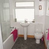 Photo 4: Bathroom
