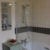 Photo 4: Bathroom