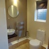 Photo 7: Bathroom (Pic 1)