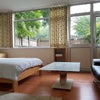 Photo 2: Bedsit