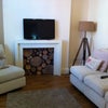 Photo 2: Lounge