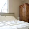 Photo 3: bedroom
