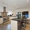 Photo 3: Kitchen