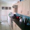 Photo 4: kitchen