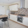 Photo 3: Kitchen