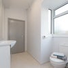 Photo 8: Bathroom room 4