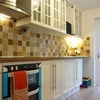 Photo 7: Kitchen
