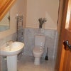 Photo 2: bedroon tolet
