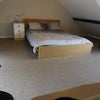 Photo 2: bedroom