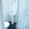 Photo 3: En-suite