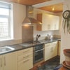 Photo 6: Kitchen
