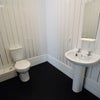 Photo 3: Large En-Suite Bathroom